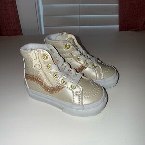 Vans Sk8-Hi ReIssue Side Zip in Pearl White with Gold Glitter Stripe
